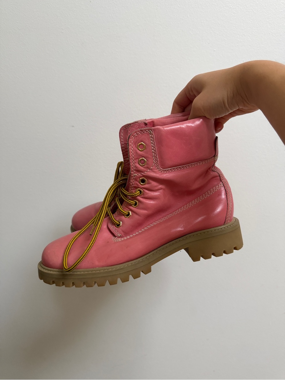 Vintage Women’s Mia Donna Made in Italy Pink Lace-Up Combat Boots